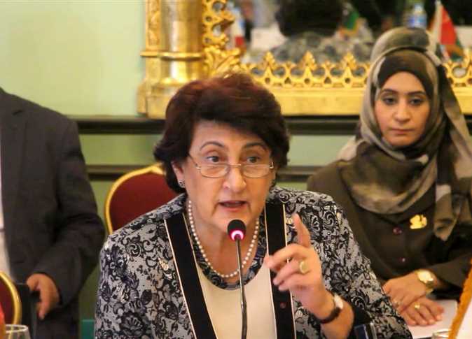 منظمة المرأة العربية تؤكد ضرورة إزاحة العوائق الثقافية التي تحول دون إدماج المرأة والفتاة في مجال العلوم
